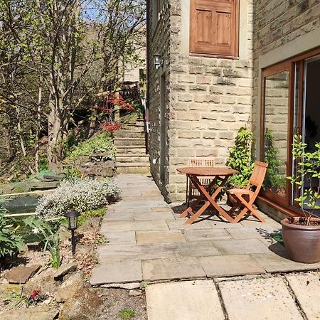 Wood Bank Studio Apartment Holmfirth Eksteriør billede